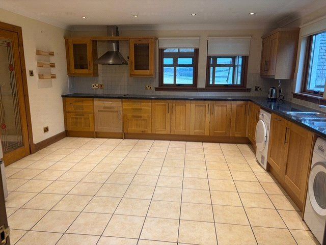 Property photo 2 of 20 Dining Kitchen