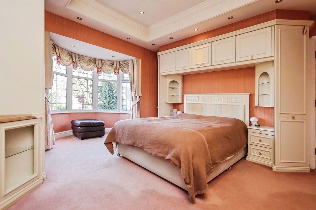 Additional image 8 of 6 bed detached house for saleLordswood Road, Birmingham B17