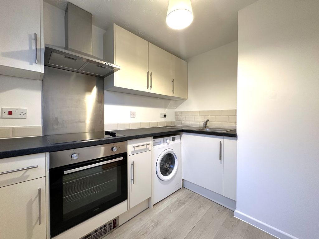 Property photo 1 of 10 Img_6941