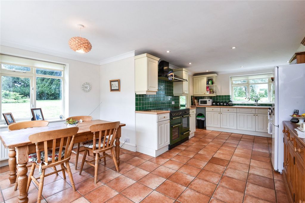Property photo 2 of 16 Picture No. 06