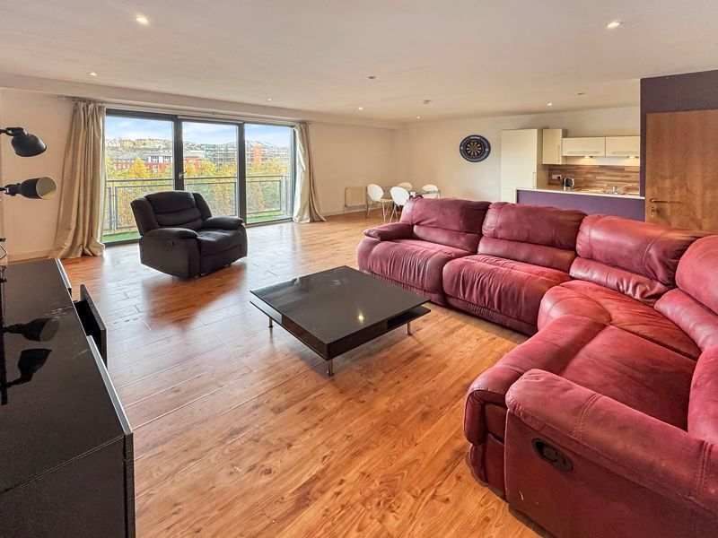 Property photo 2 of 18 Photo 17