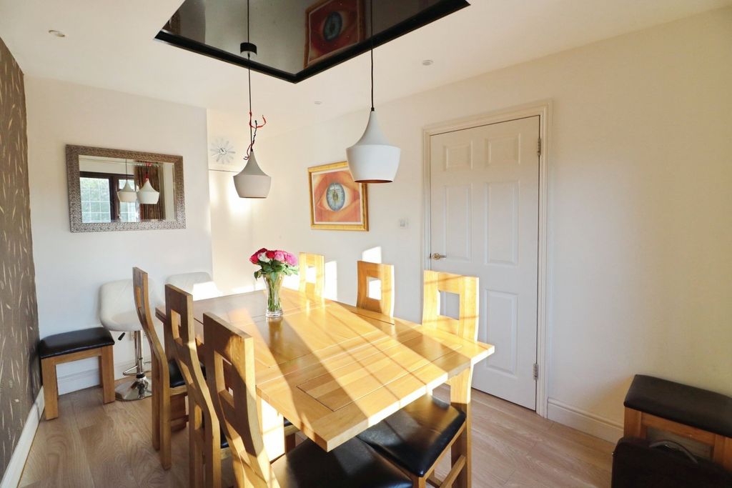 Property photo 3 of 29 Picture No. 39