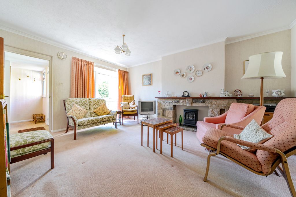 Property photo 3 of 13