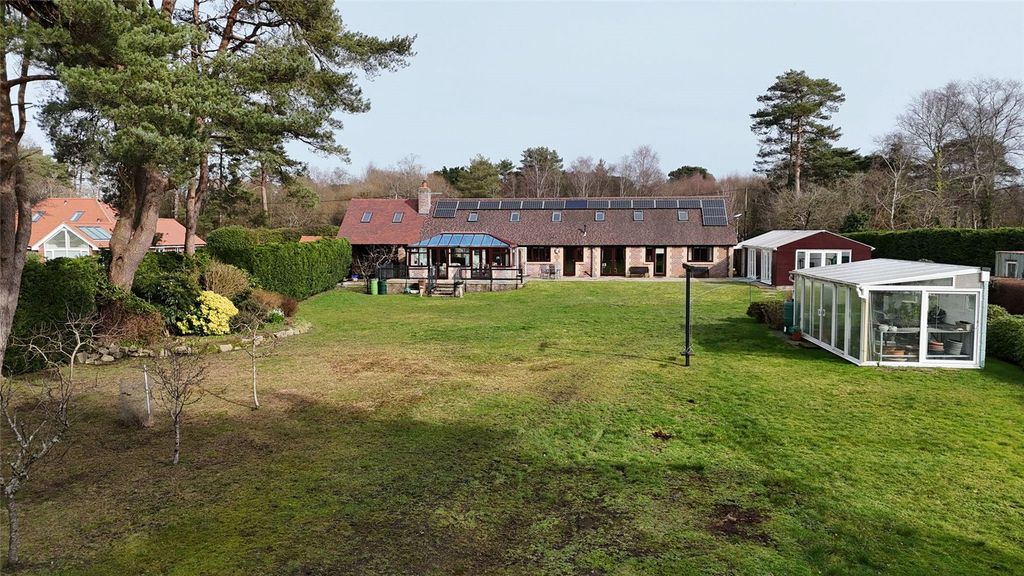 Property photo 2 of 26 Picture No. 65