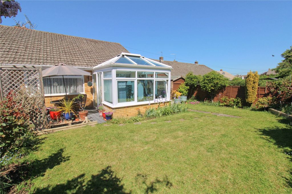 Property photo 2 of 23 Picture No. 28