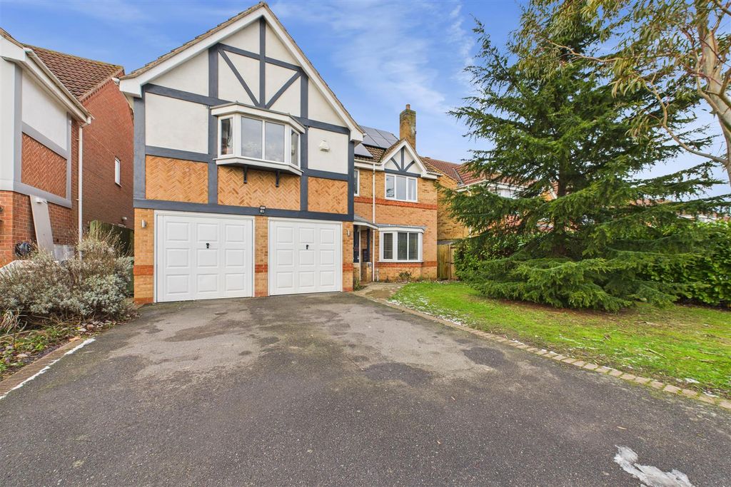 Property photo 1 of 23 Cam04235G0-Pr0117-Still031.Jpg