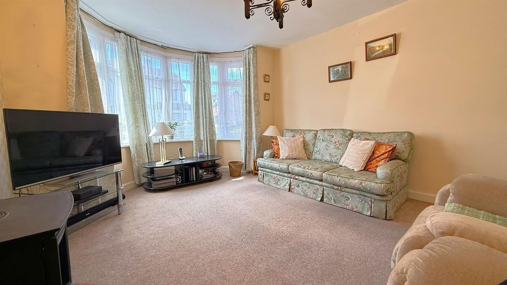 Property photo 3 of 34 Img_5695.Jpeg