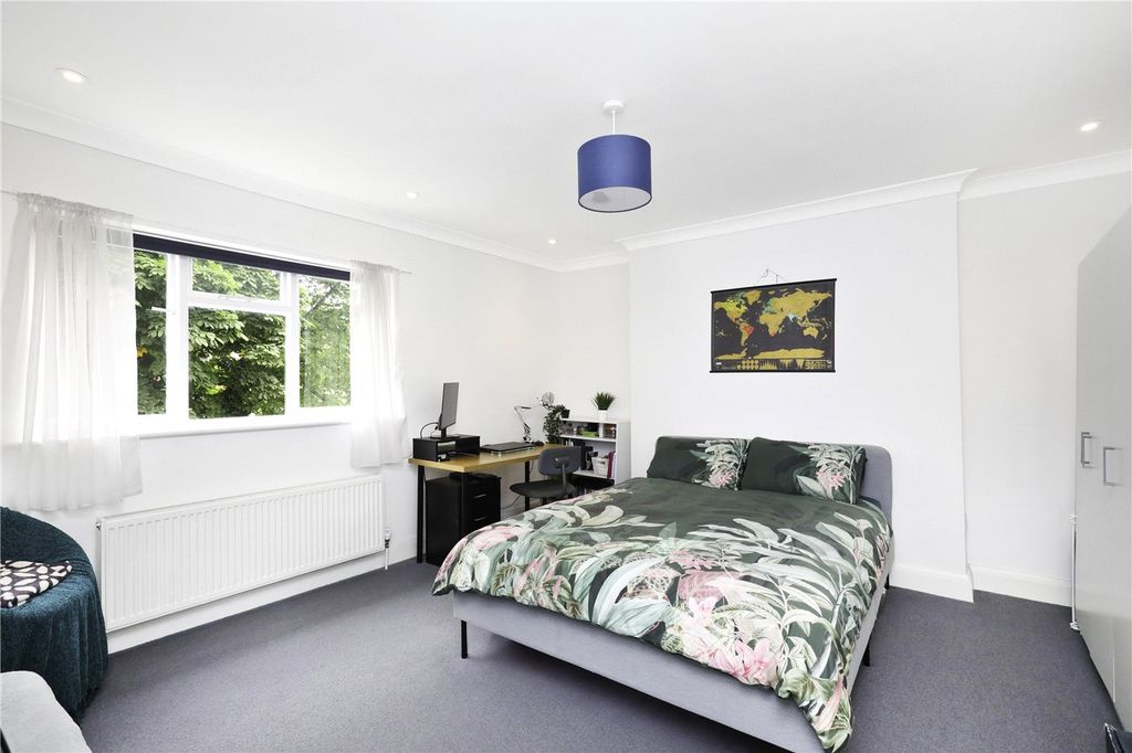 Property photo 1 of 11 Picture No. 10