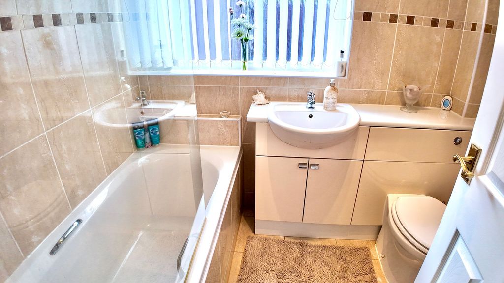 Additional image 4 of 4 bed detached house for saleForest Hill, Pontllanfraith NP12