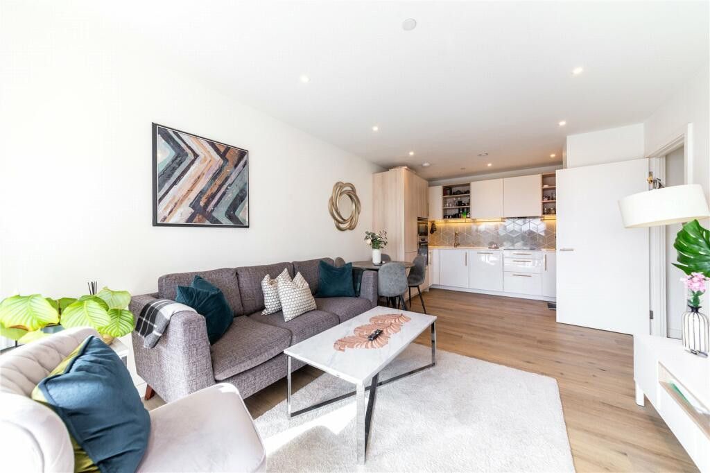 Property photo 3 of 13