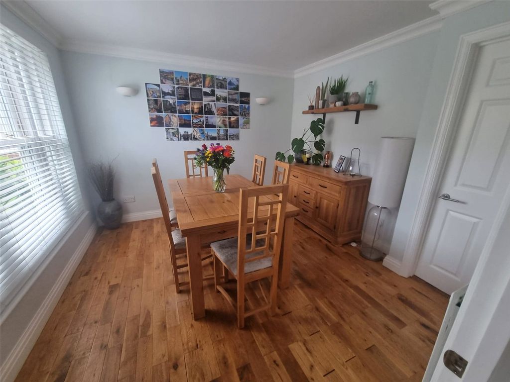 Property photo 3 of 23 Picture No. 10