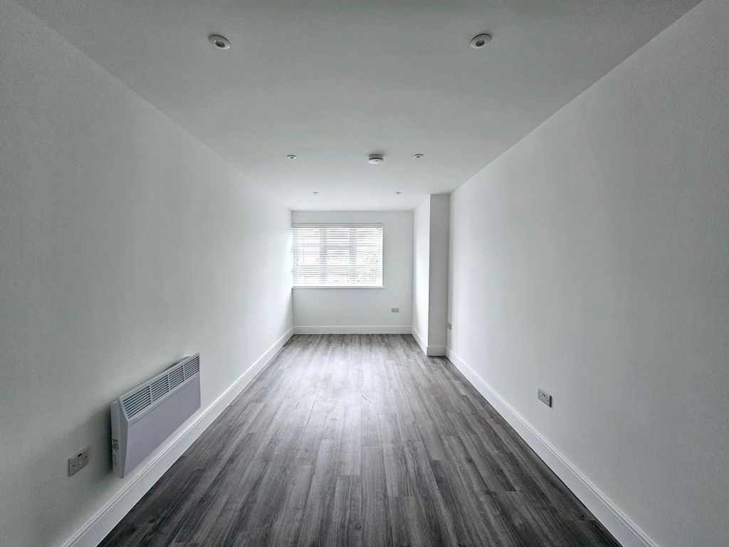 Property photo 2 of 8 Living Room