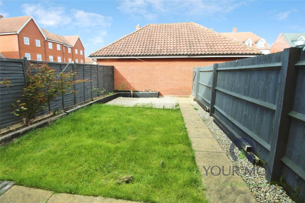 Property photo 3 of 20 Garden