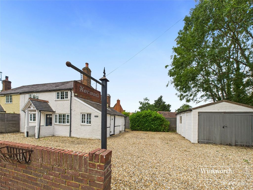 Property photo 1 of 24 Picture No. 06