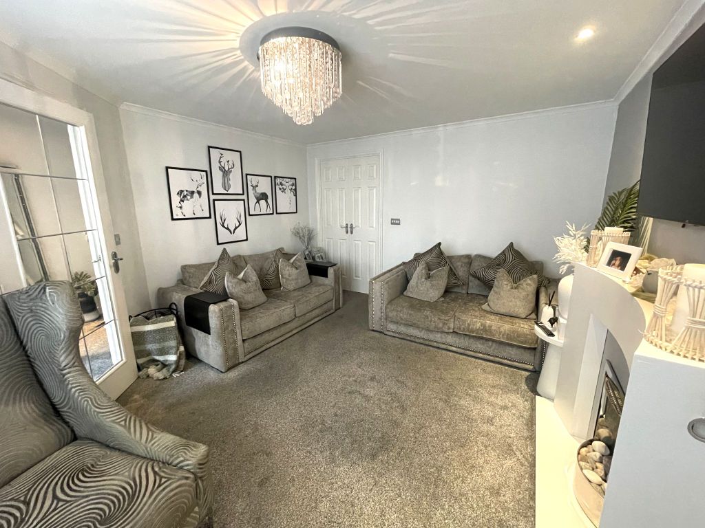 Property photo 3 of 22 Photograph 3