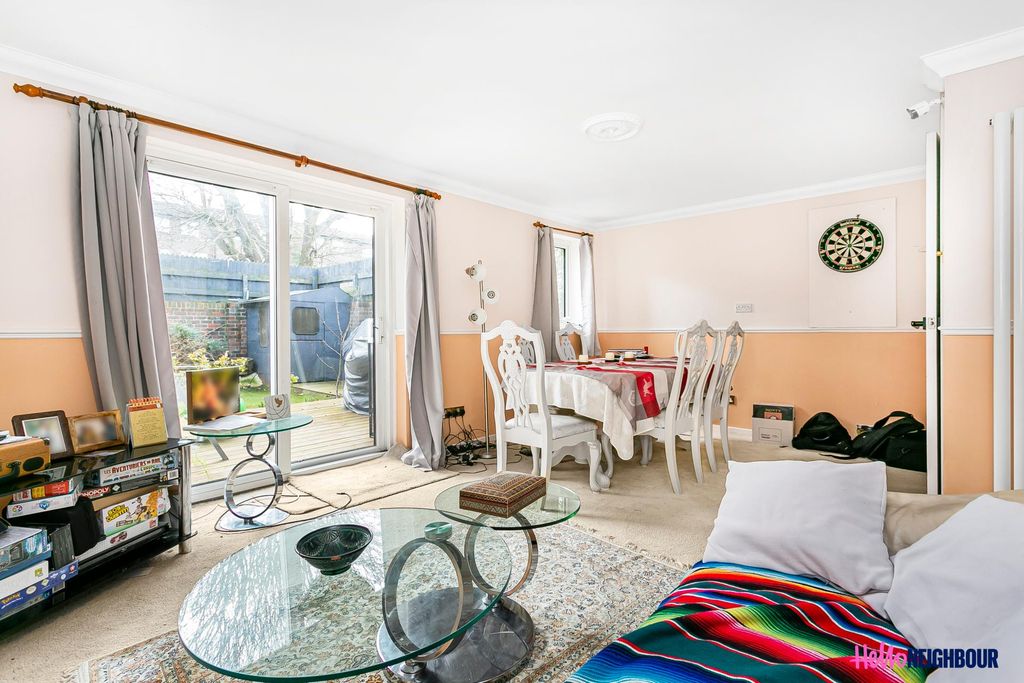 Property photo 2 of 14 Photo 1