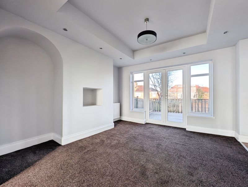 Property photo 3 of 16 Photo 8