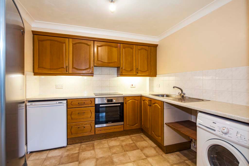 Property photo 3 of 17