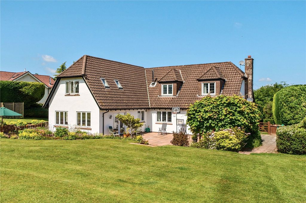 Property photo 2 of 27 Picture No. 22