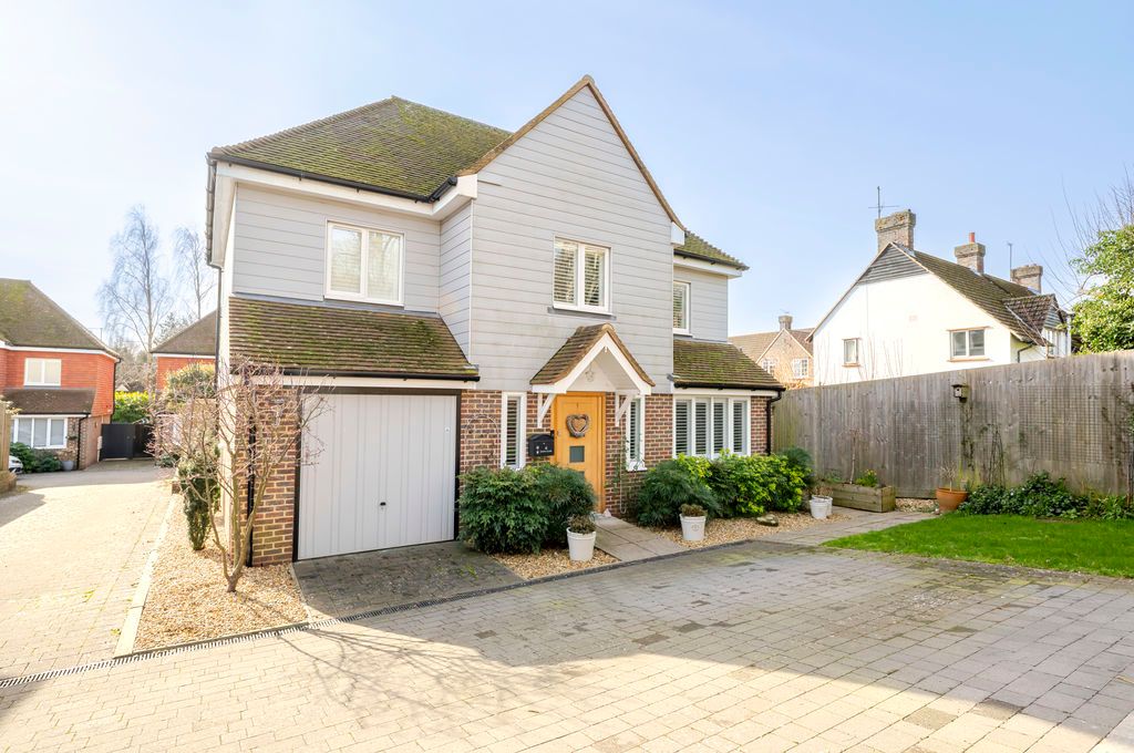 Property photo 1 of 30 Photo 33