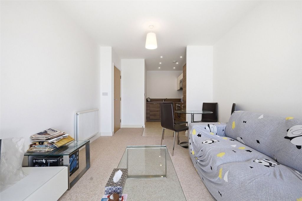 Property photo 2 of 15 Picture No. 13