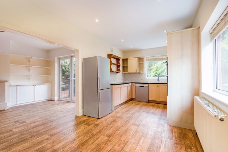 Property photo 2 of 13 Kitchen/Breakfast Room