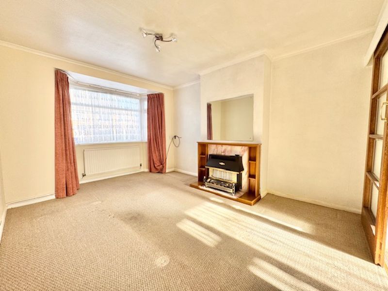 Property photo 2 of 14 Lounge