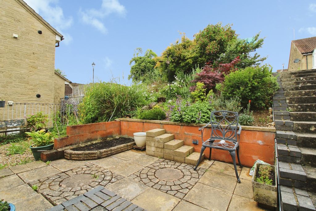 Property photo 3 of 13 Front Garden