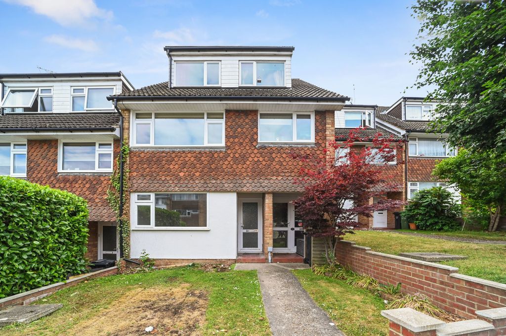 Property photo 1 of 16