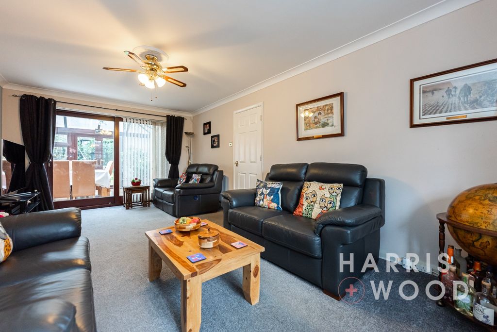 Property photo 3 of 28 3935775