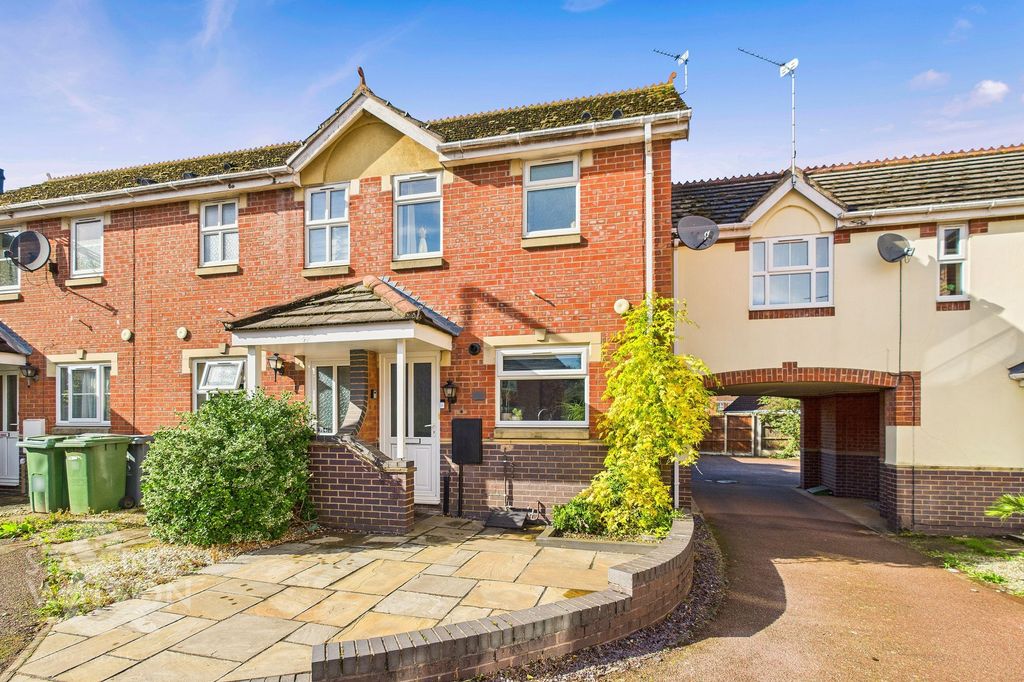 Property photo 1 of 18