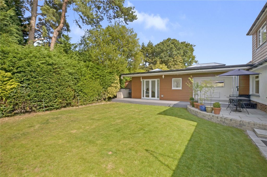 Property photo 3 of 33 Rear Garden