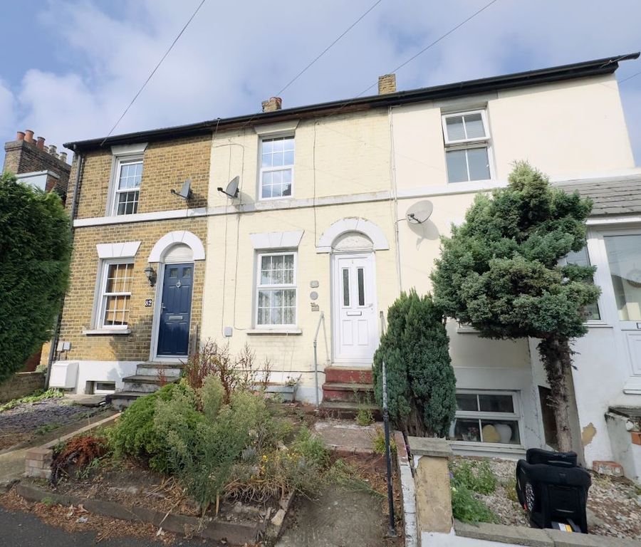 Property photo 1 of 12