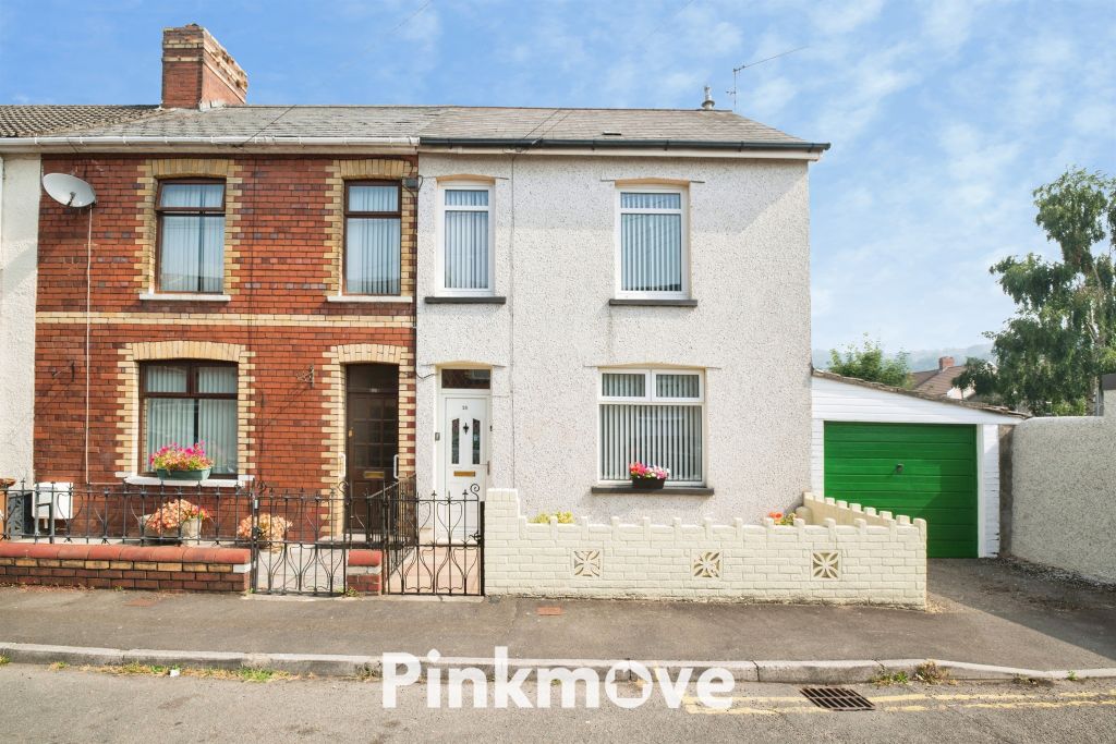 Property photo 1 of 18