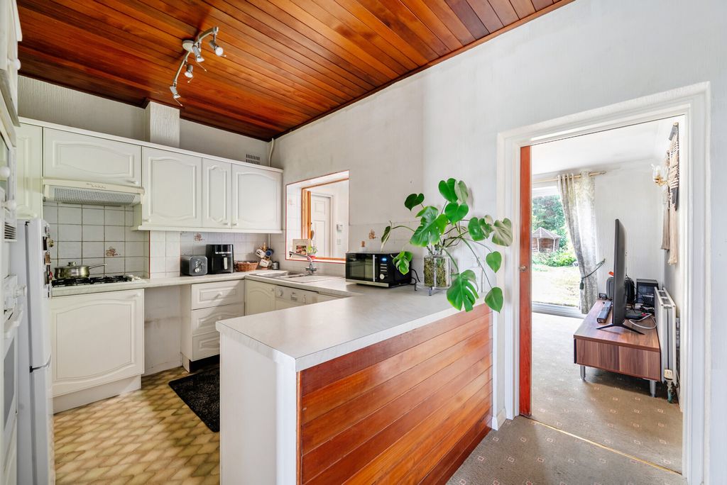 Property photo 3 of 19 1455090-10-69Fdb7...