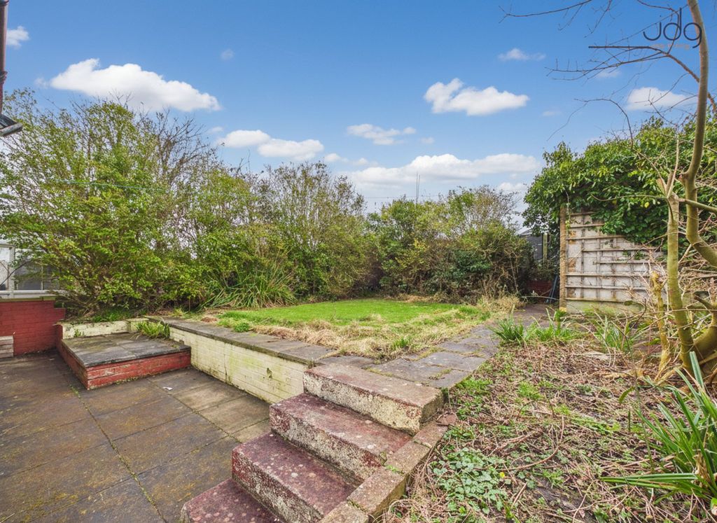 Property photo 2 of 15 Back Garden