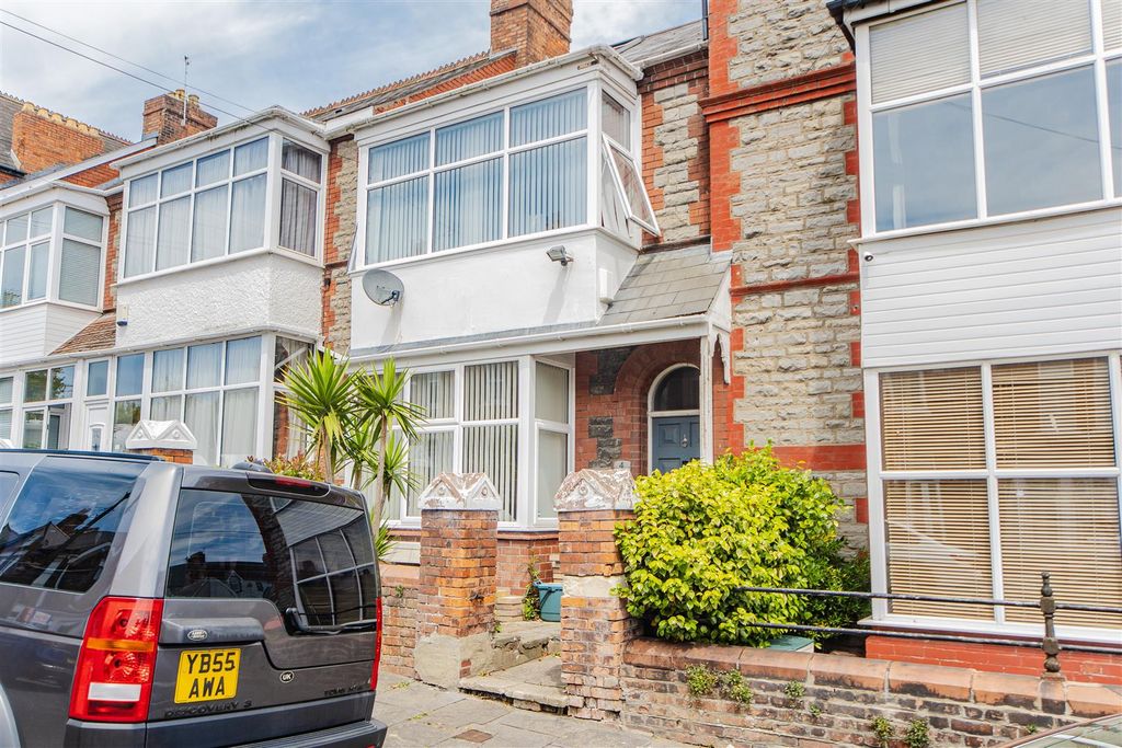 Property photo 1 of 40 P1332441.Jpg