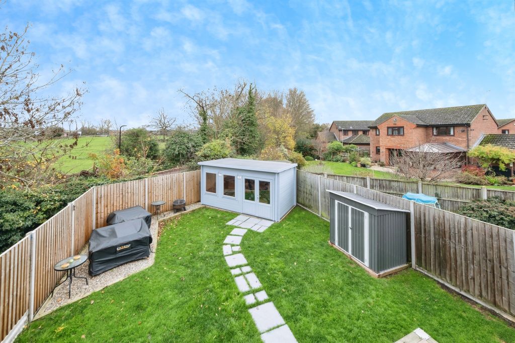 Property photo 2 of 20