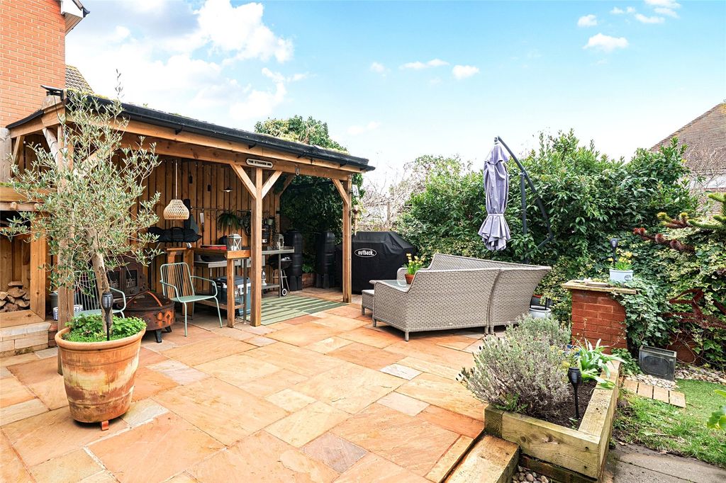 Property photo 3 of 23 Picture No. 38