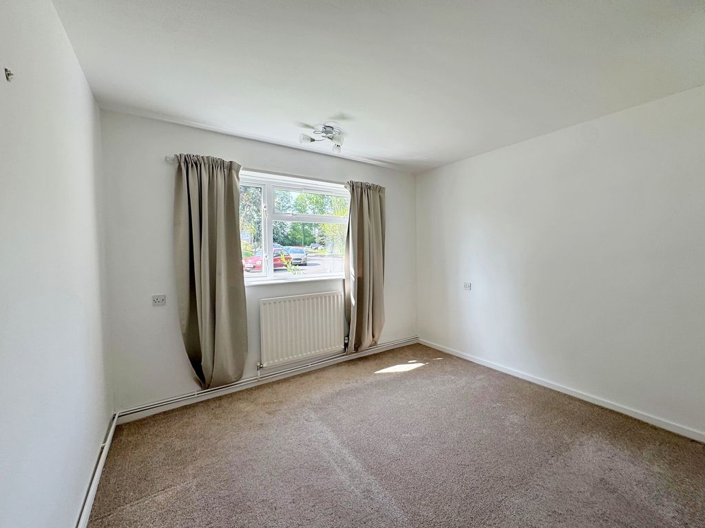 Additional image 4 of 2 bed flat for saleWebster Avenue, Kenilworth CV8
