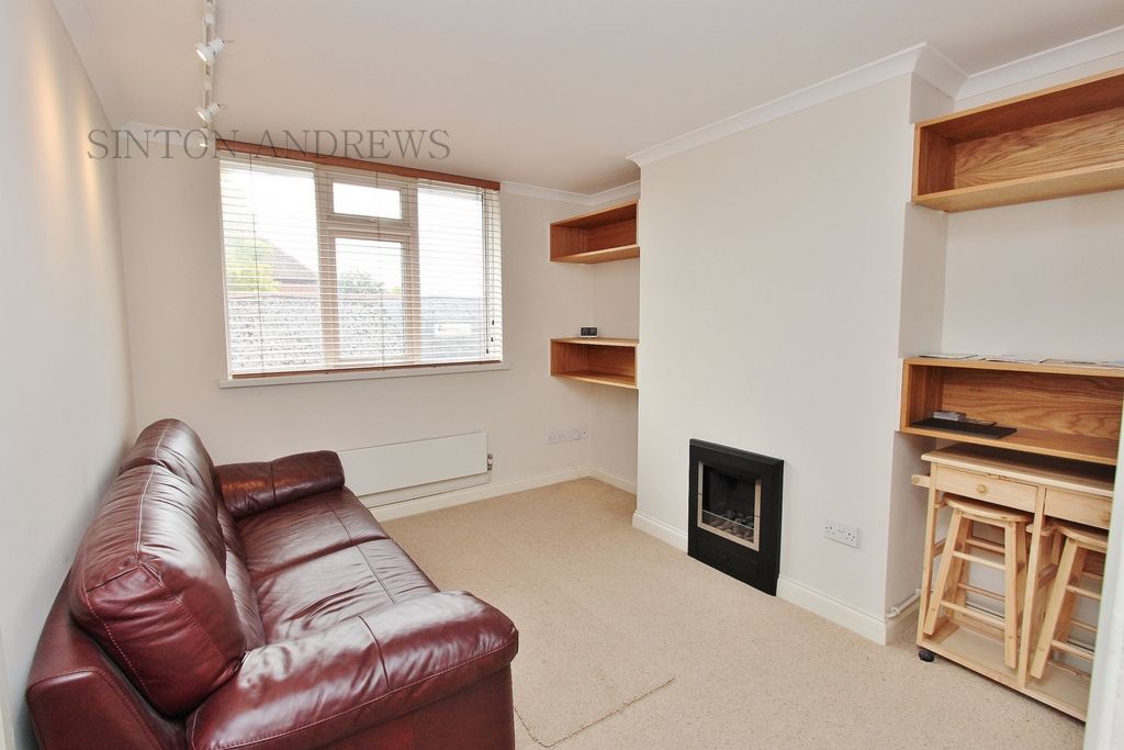 Property photo 1 of 9 Photo 9