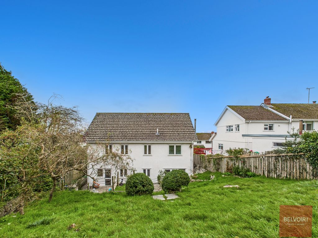 Property photo 2 of 42