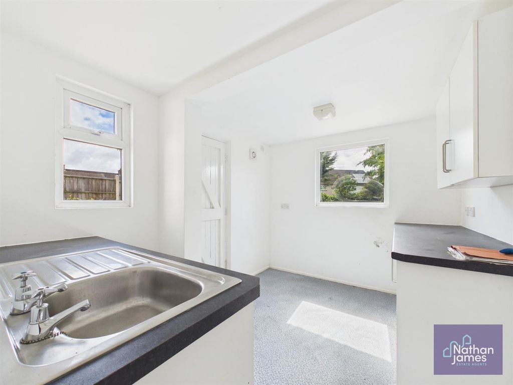 Additional image 7 of 3 bed semi-detached house for saleCaemawr Road, Caldicot NP26