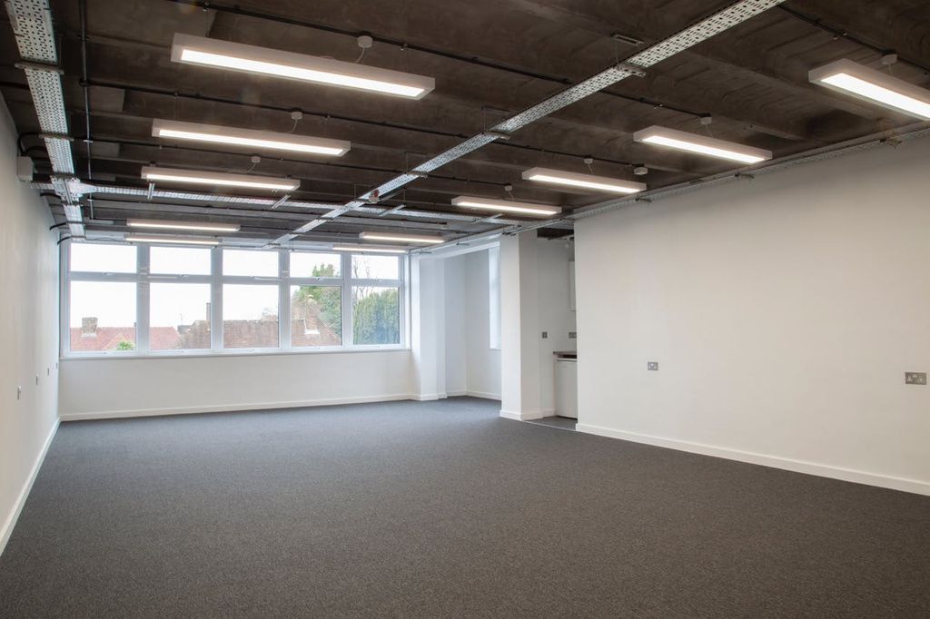 Property photo 2 of 8 Cavendish House Back Office 5.Jpeg