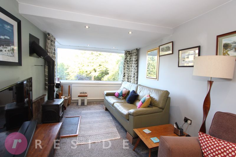 Property photo 3 of 23 Lounge