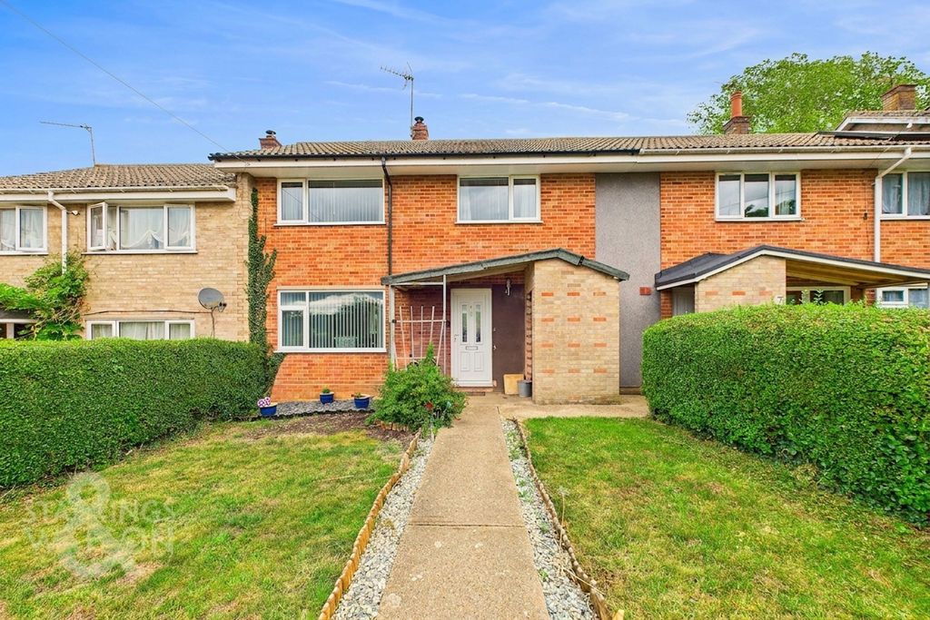 Property photo 1 of 18