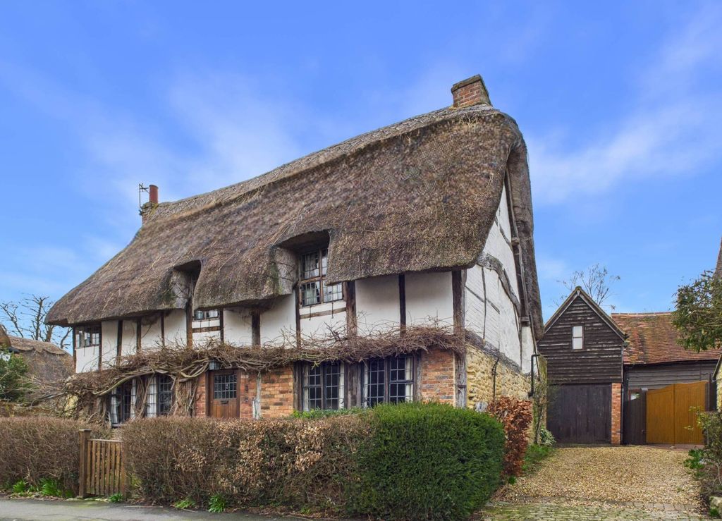 Property photo 1 of 30