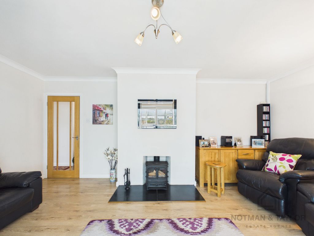 Property photo 2 of 30