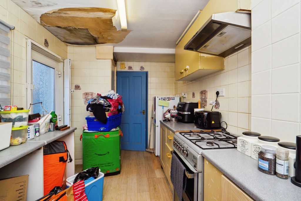 Property photo 3 of 12 Image 3