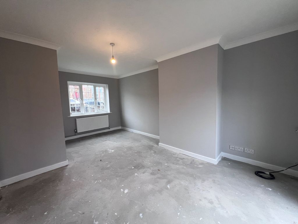 Property photo 3 of 13 Front